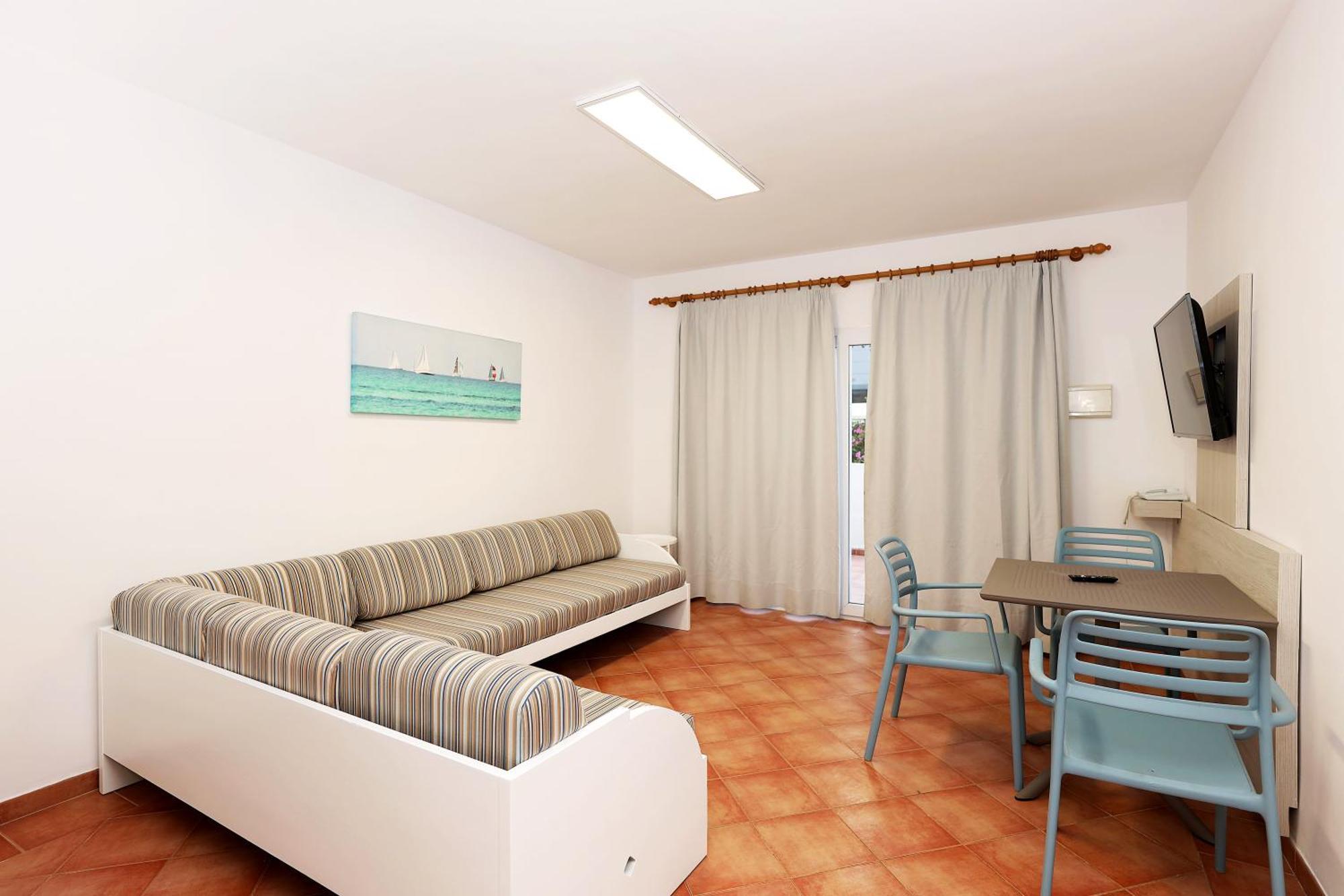 Hotel Club Es Talaial Cala D´Or Exterior foto